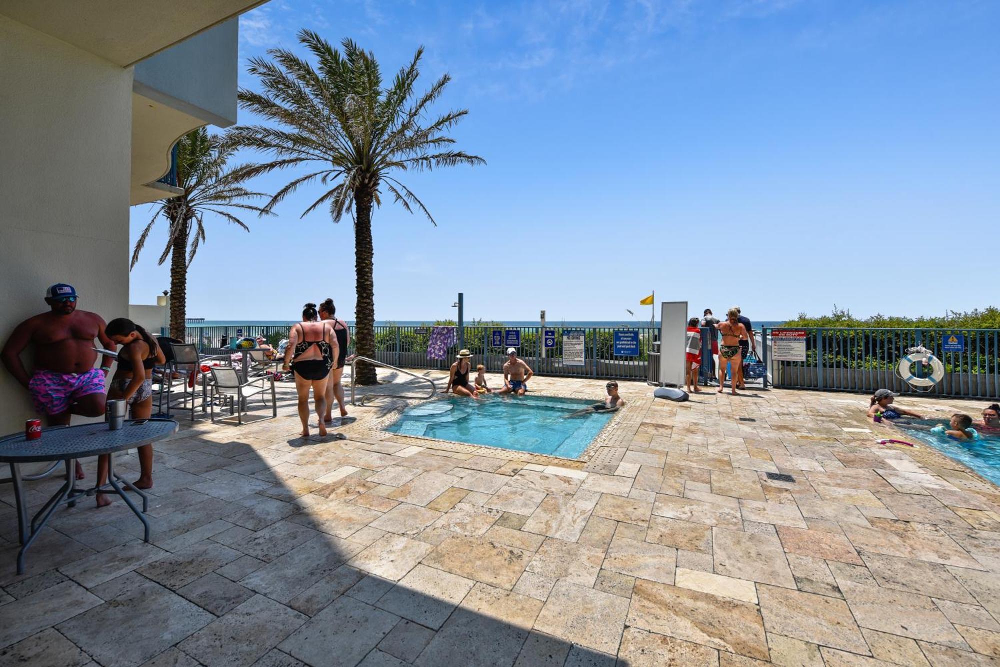 Sterling Breeze #1702 By Book That Condo Panama City Beach Chambre photo
